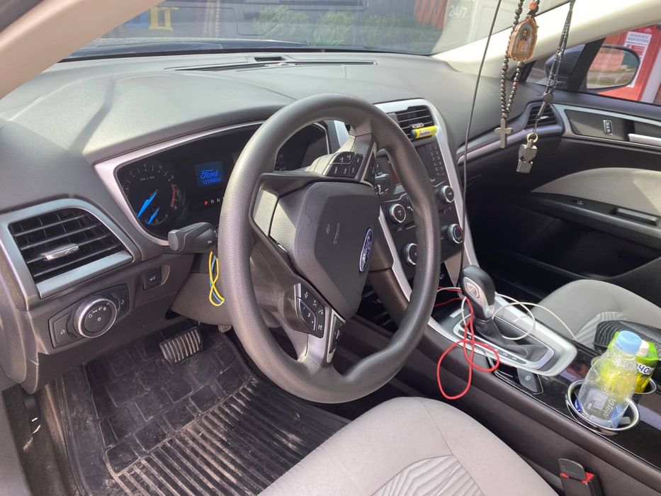 Авто форд фюжин 2.5