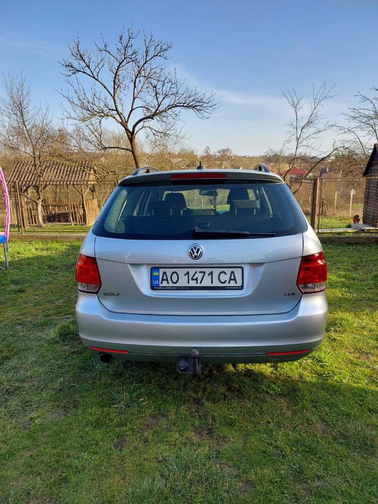 Volkswagen 6 2010 рік