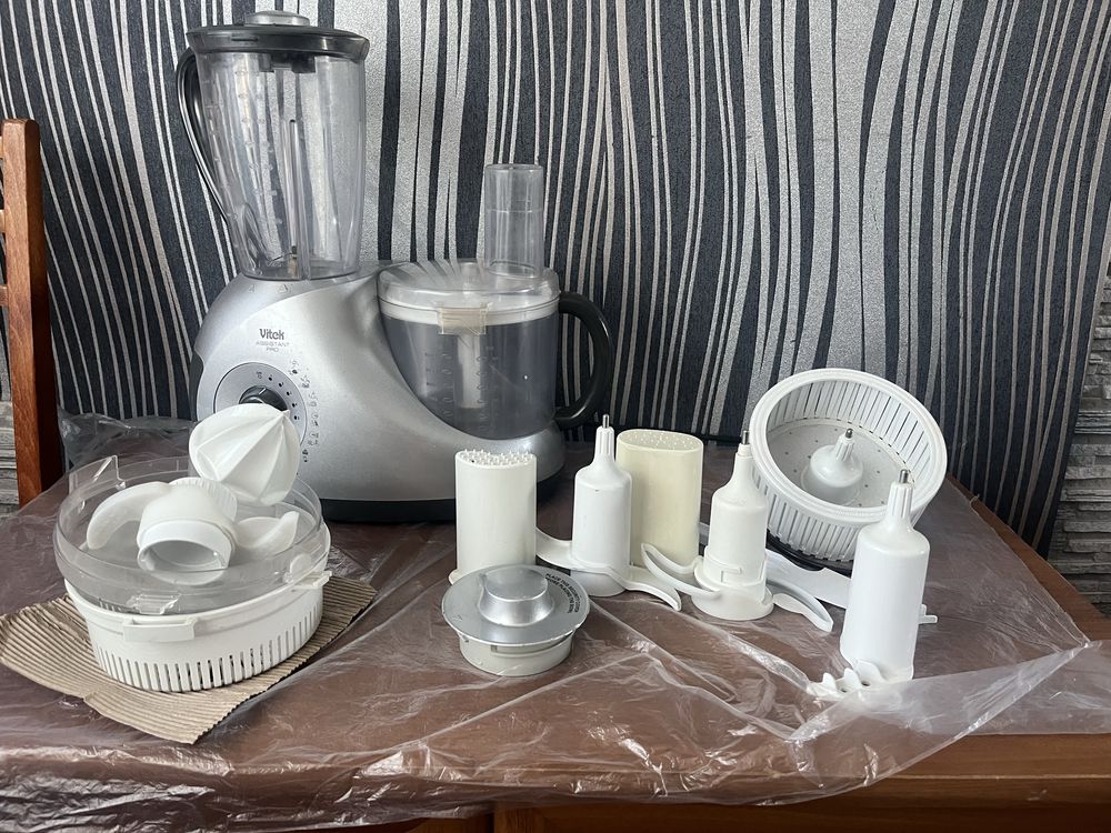 Кухонний комбайн Vitek-1616 sr