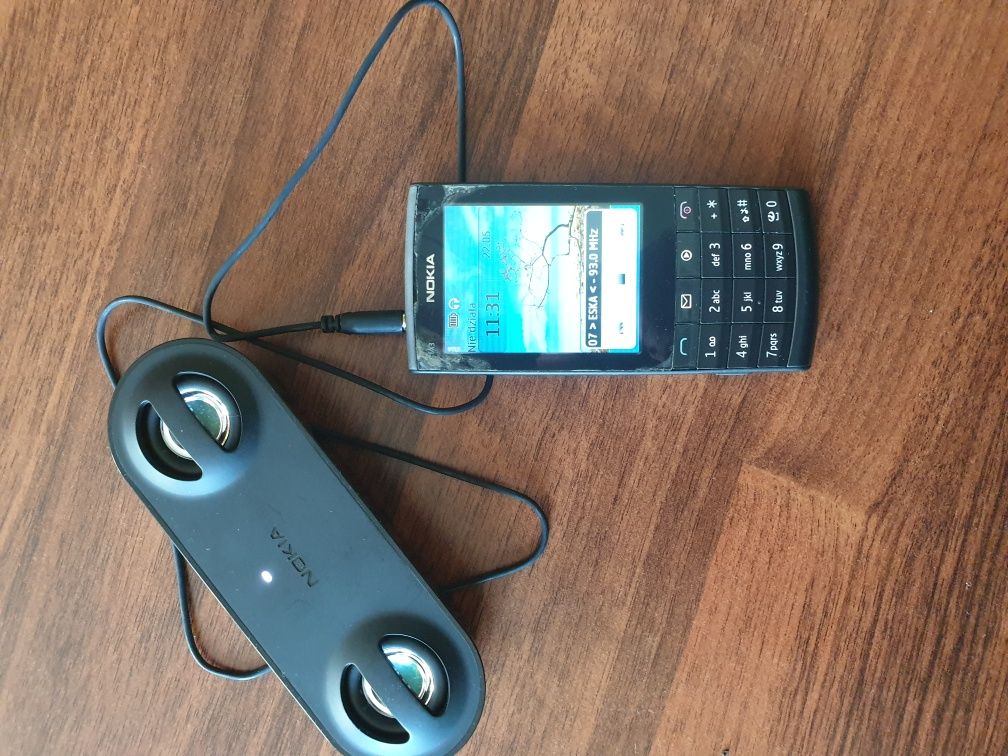Telefon Nokia X3-02 z głośnikiem Nokia