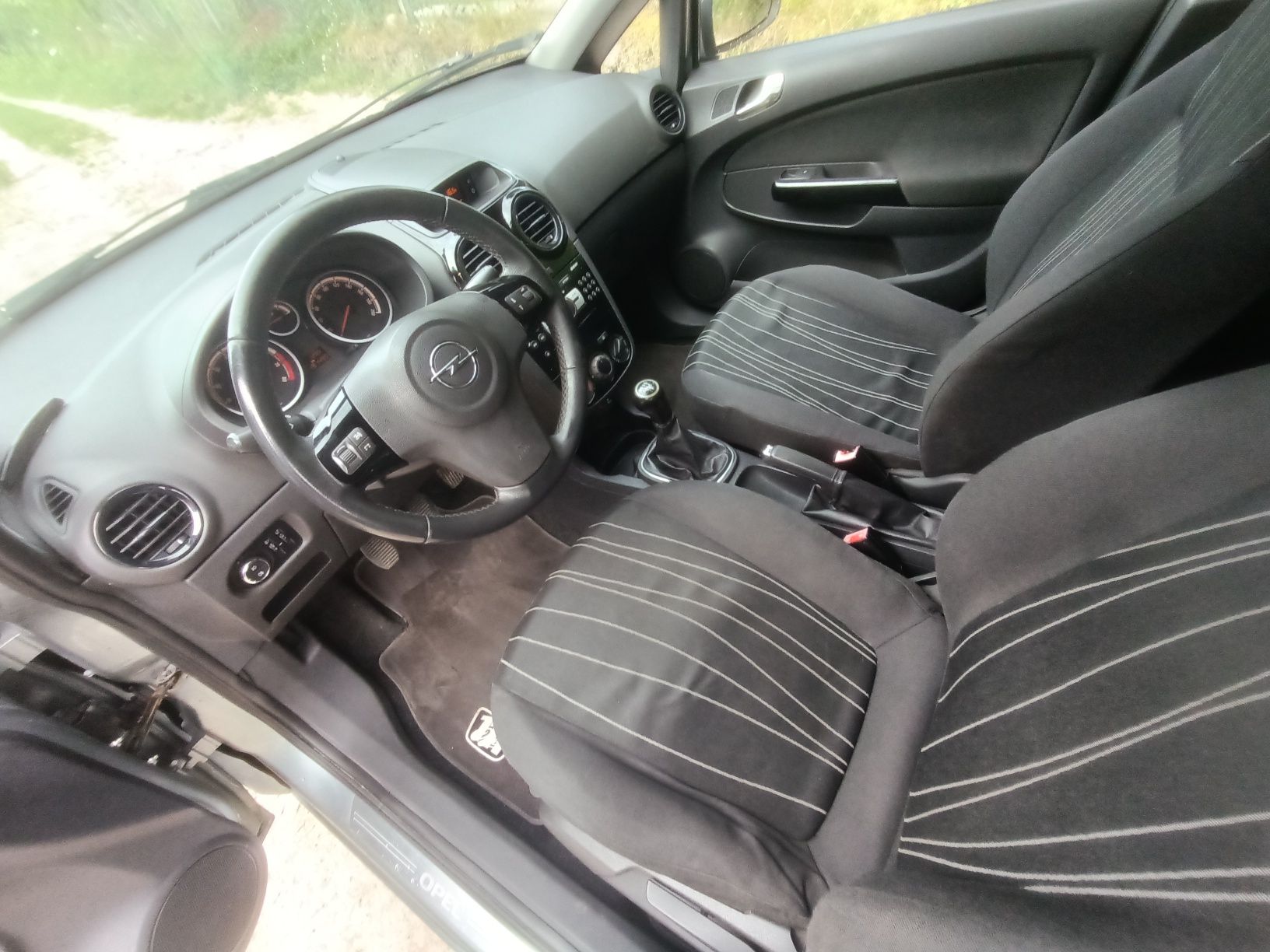 Opel corsa d 2010 r klima!