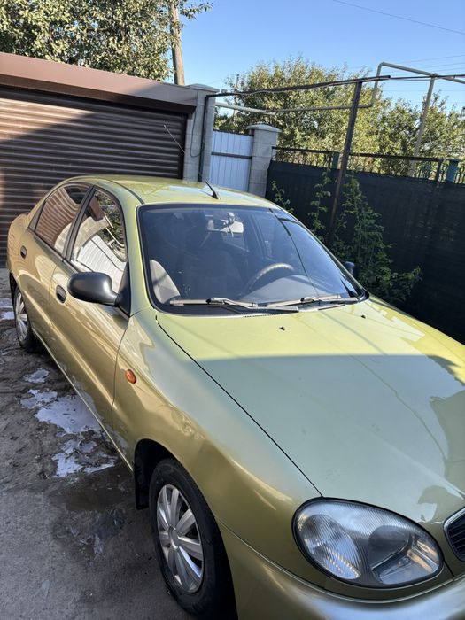 Легковий автомобіль Daewoo Lanos 2006 року (газ, бензин)