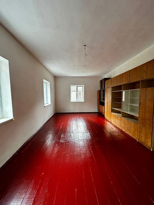 Окремий цегляний будинок / Гребінки/ держ.програми розглядаємо