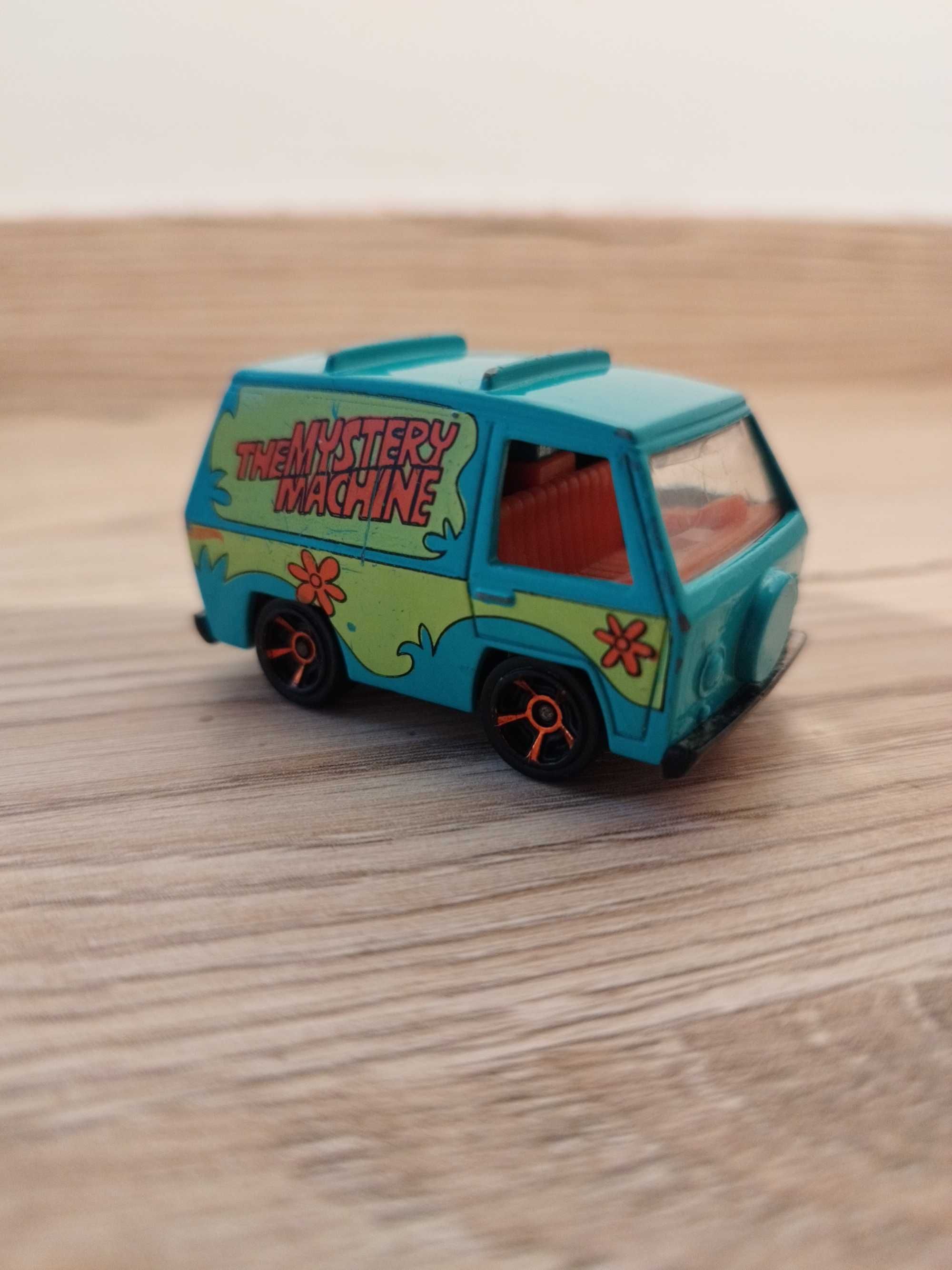 Sprzedam 8 fajnych modeli aut Hot Wheels!