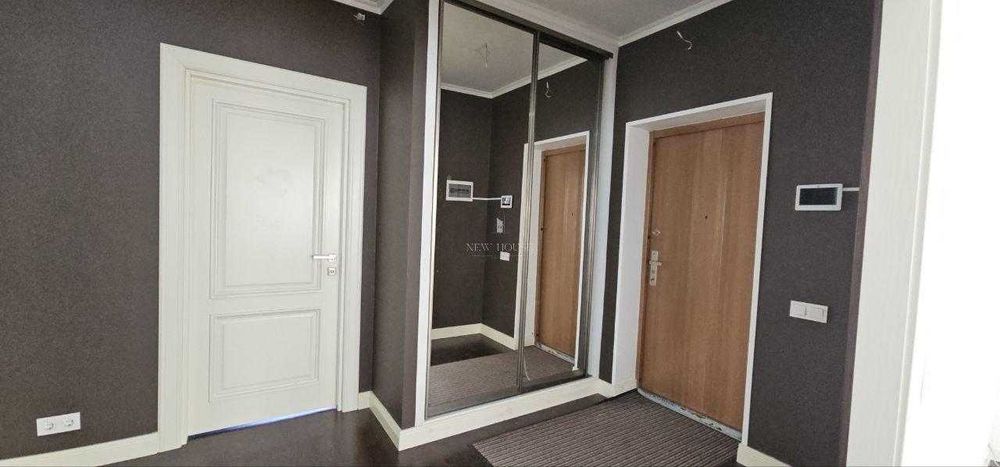 Продаж 3-кімнатної квартири на Крюківщині