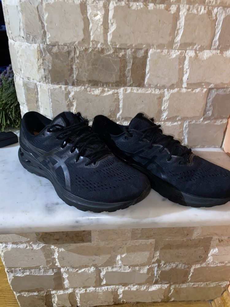 Asics gel kayano 28 44 28cm размер