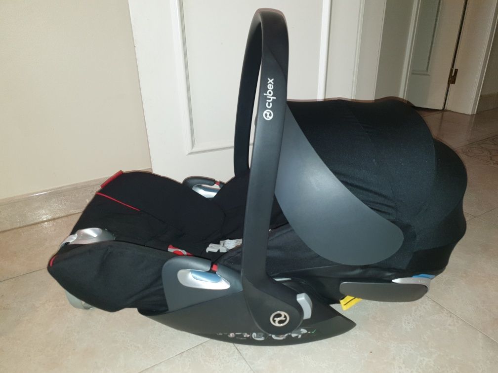 Cybex Cloud Z i-size Plus Ferrari Edition