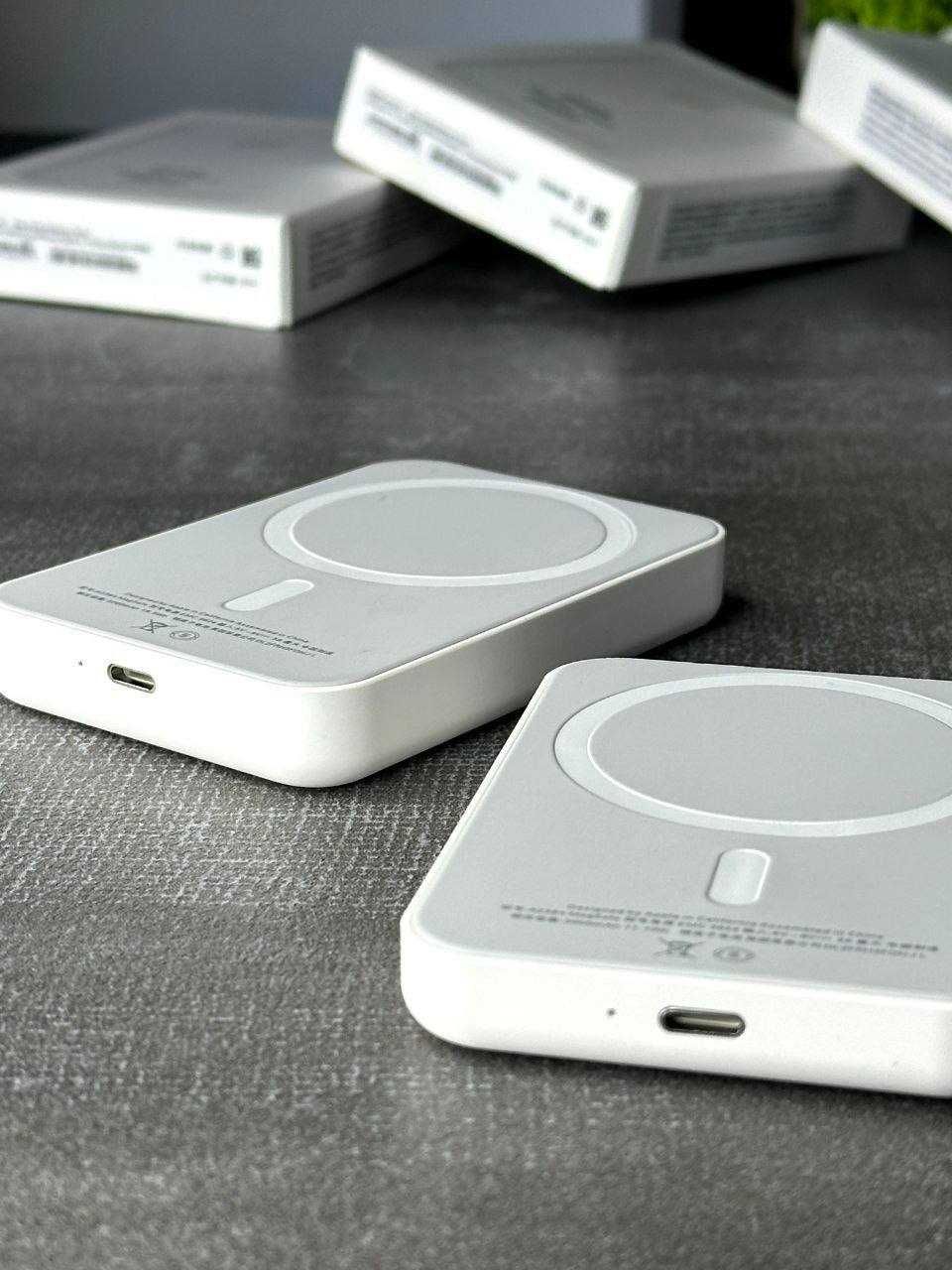 Павербанк MagSafe BatteryPack