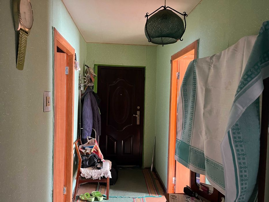 Продається трикімнатна квартира Процишина б.9