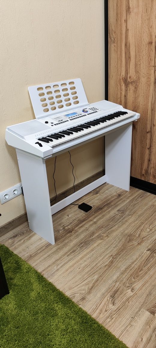 Kurzweil KP110 зі стендом синтезатор білий міні піаніно з мікрофоном