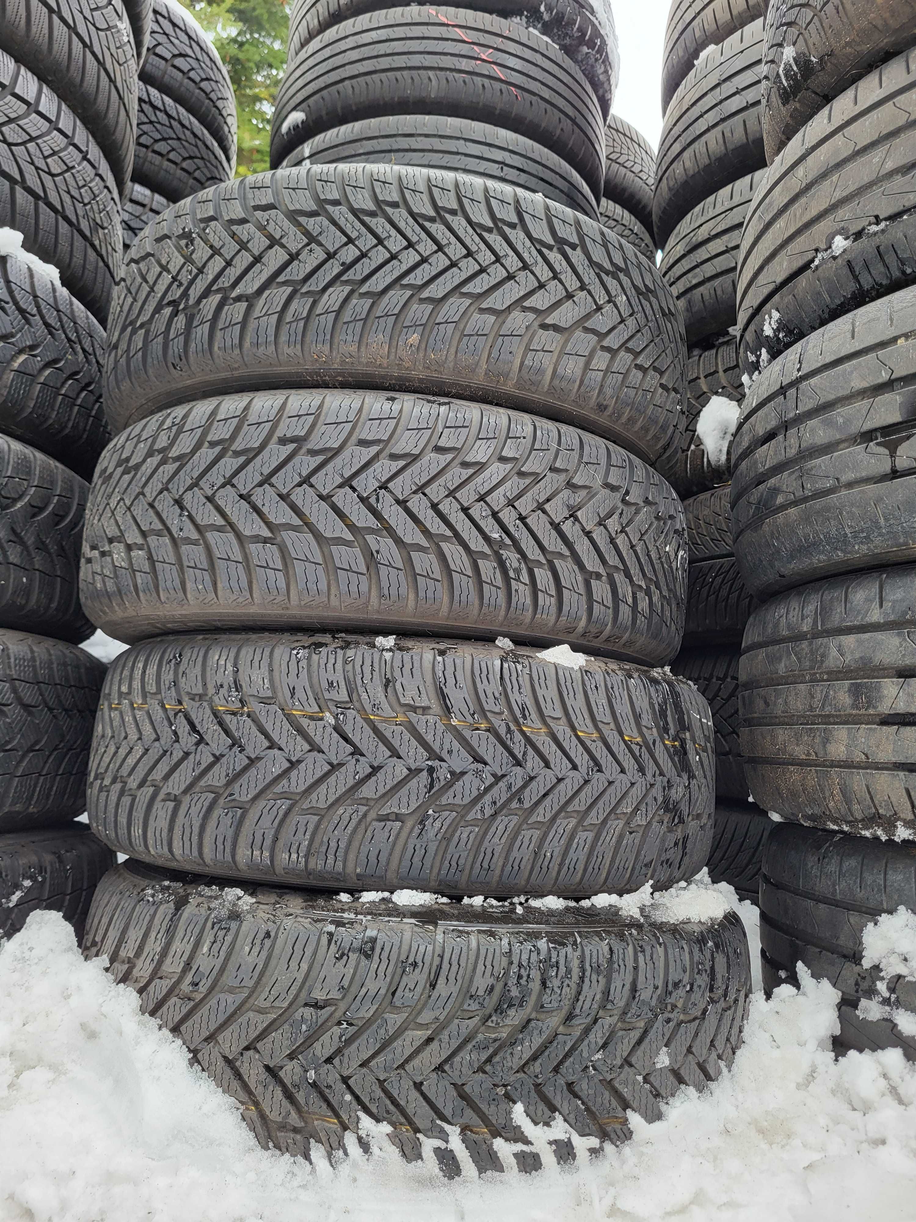 Komplet opon Nokian Weatherproof 185/60r15 88H XL