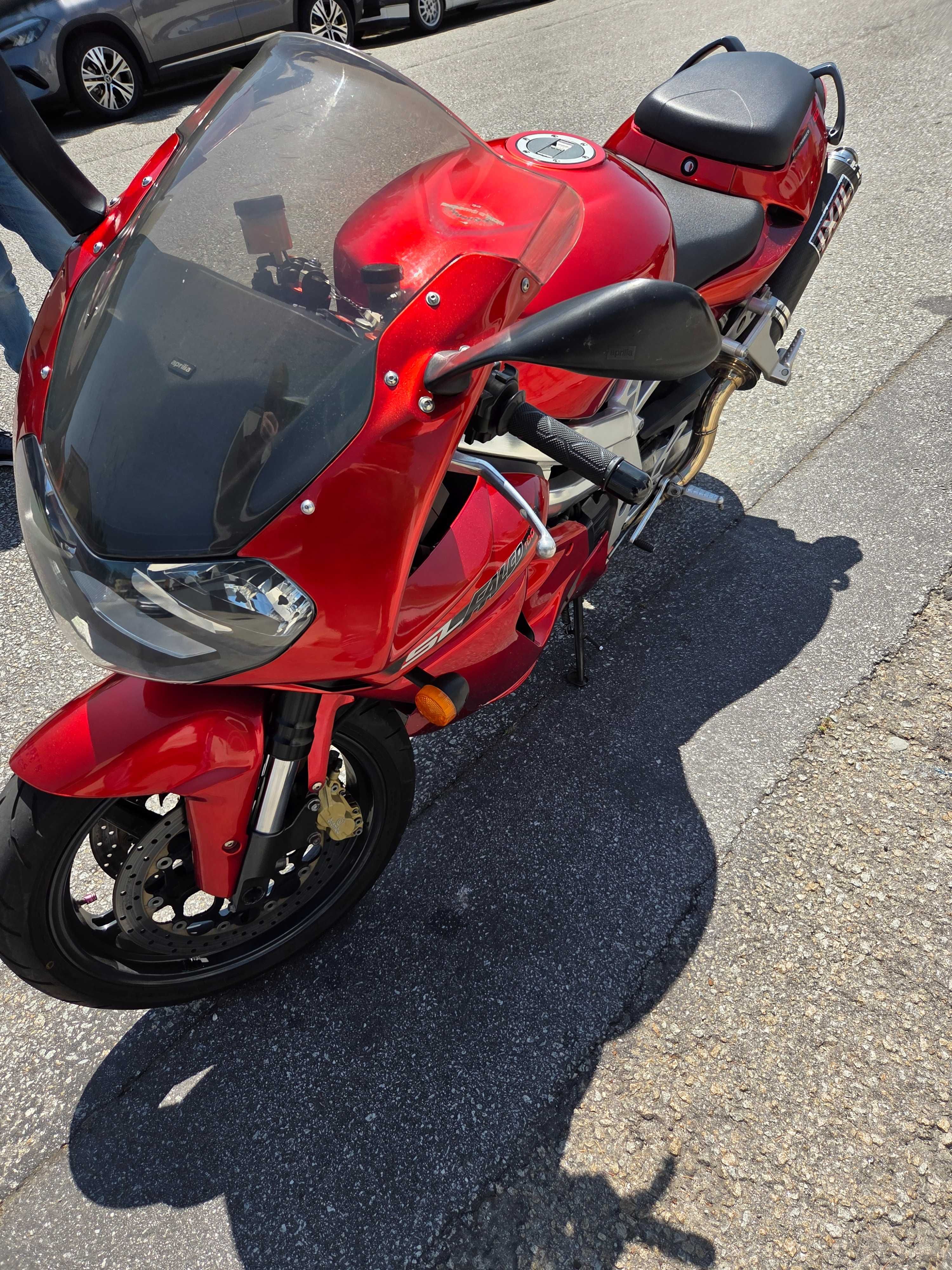 Aprilia SL 1000 Falco