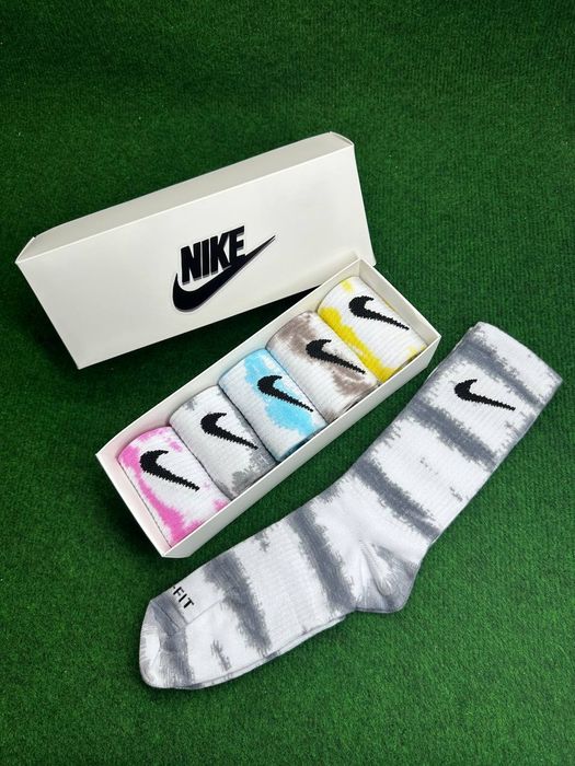 Skarpety Wysokie Białe Nike Długie 34-38(5 par)