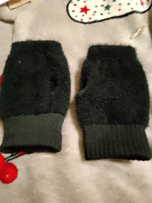 Nowe rękawiczki bez palców