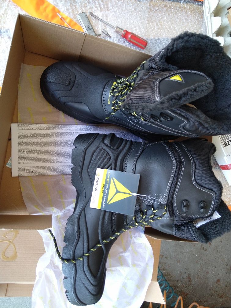 Buty 43 Deltaplus, NOWE, zimowe, jakość 100%