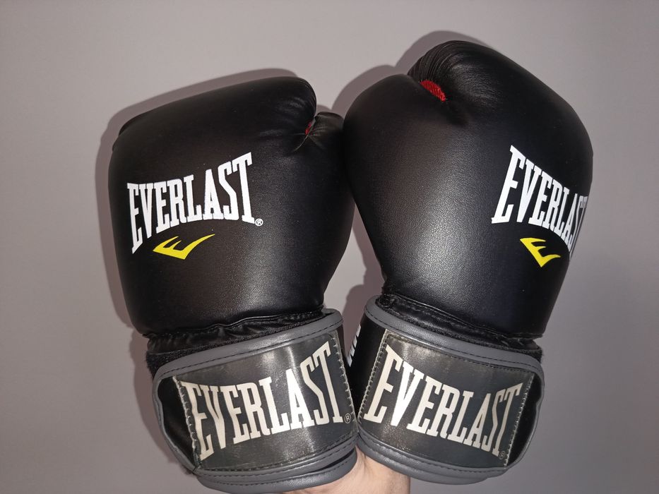 Rękawice Everlast boks/muai thai