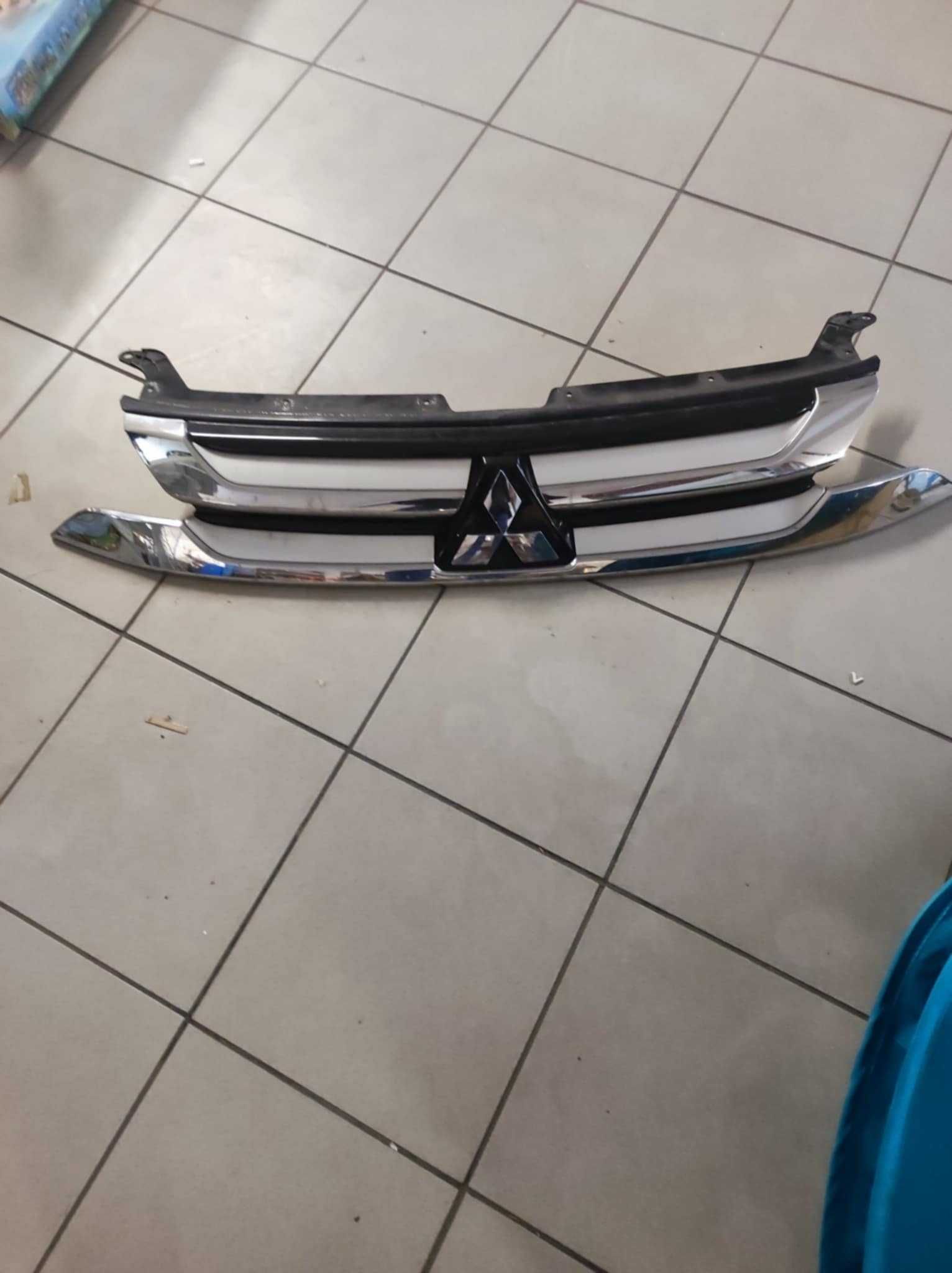 Mitsubishi Outlander III lift części zderzak przod tyl klapa grill