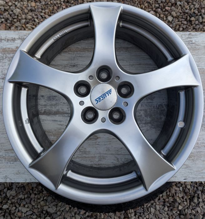 4x Nowe Alufelgi Felgi 5x112 7Jx17 ET 48 Otwór 70 mm