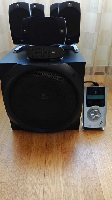 Colunas Logitech Z-5500 THX-Certified 5.1 Digital Surround