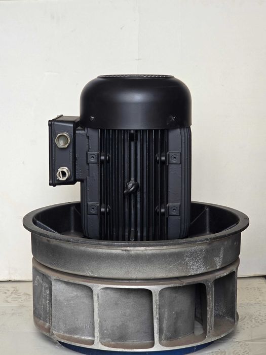 Weishaupt silnik D160/215-2 21kW palniki wielkość 70/2, 70/3 + turbina