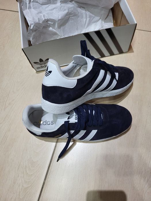 Adidas Gazelle Azuis 42
