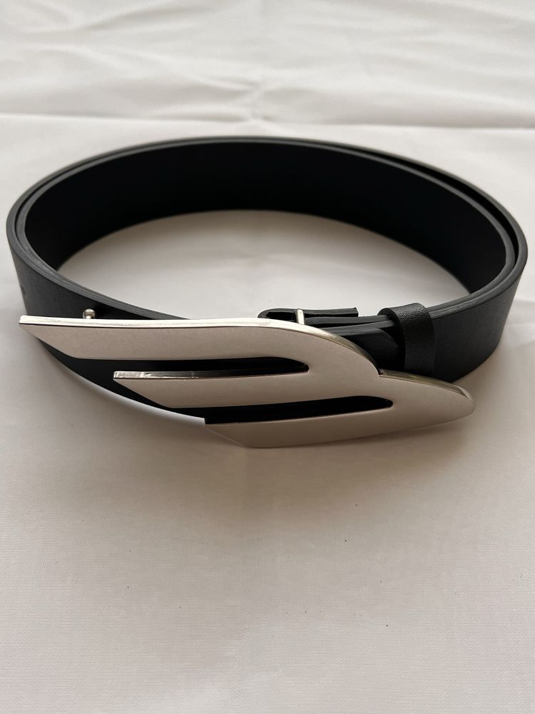 balenciaga belt 3b logo