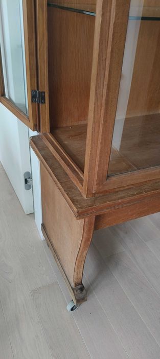 Dębowa gablota witryna ok. 1900 r.