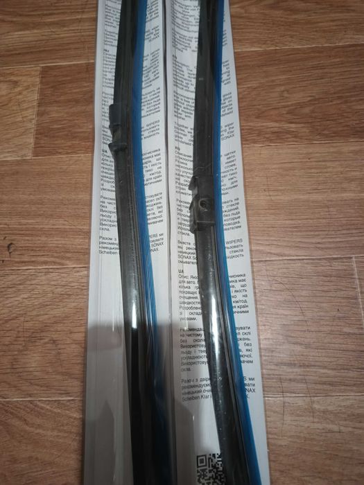 Двірники для лобового скла авто