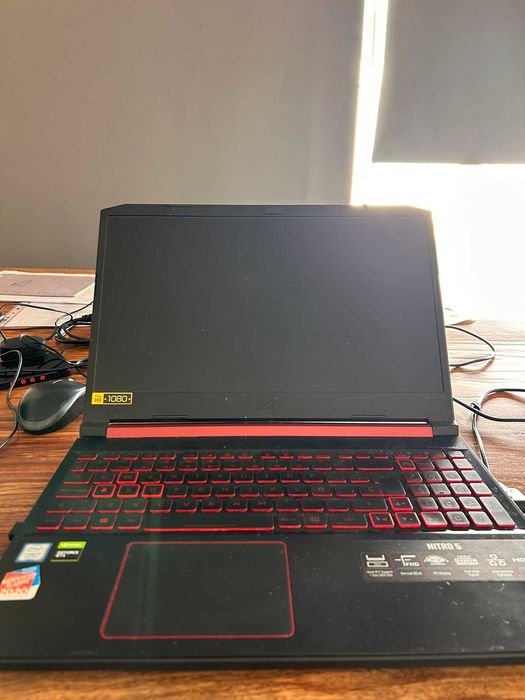 Portatil Gaming ACER Nitro  5 GTX 1650 I7-9750H 8Gb RAM 700Gb SSD