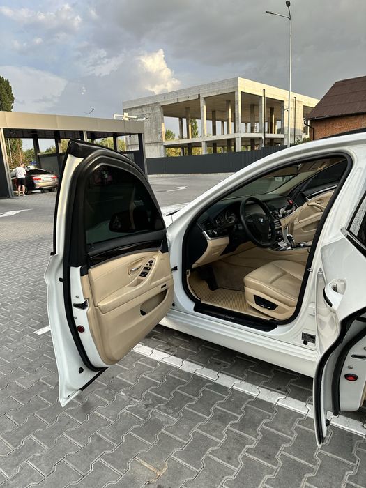 BMW F10 528i 2.0