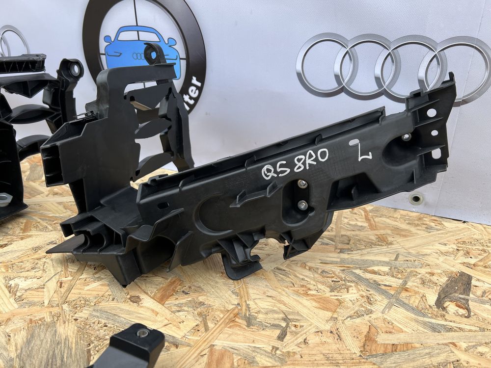 Audi Q5 8R0 Кріплення Фари ку5 8р0 Кронштейни  Фар Ресталінг