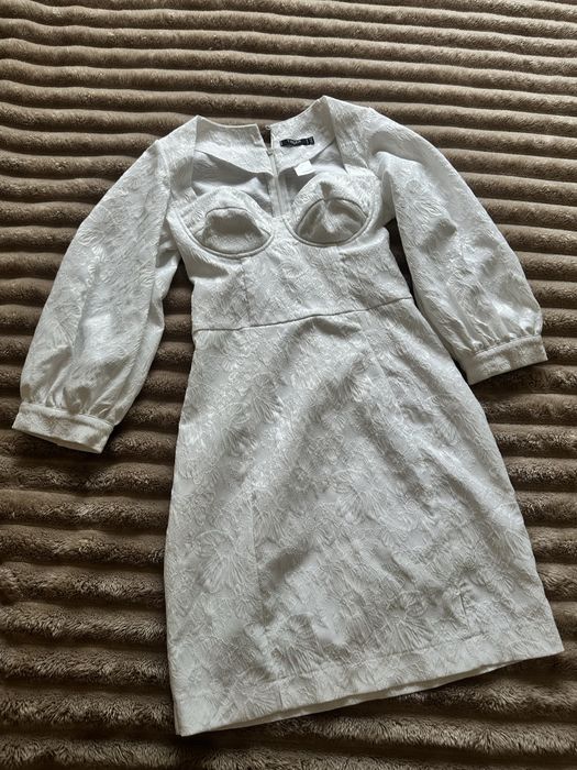 Біла сукня ,весільна сукня ,літня сукня ,святкова біла сукня