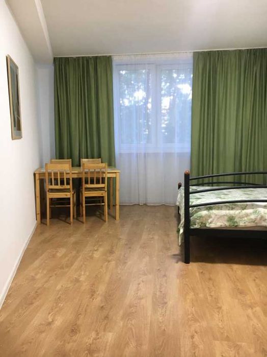 Сдаю квартиру біля метро Академгородок,пішки-15 хв.