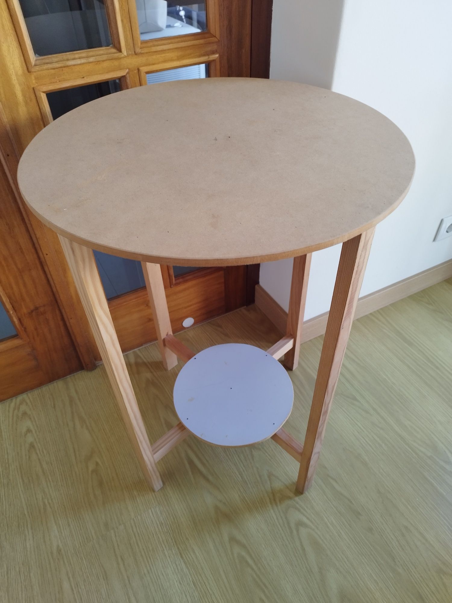 Mesa de apoio,camilha