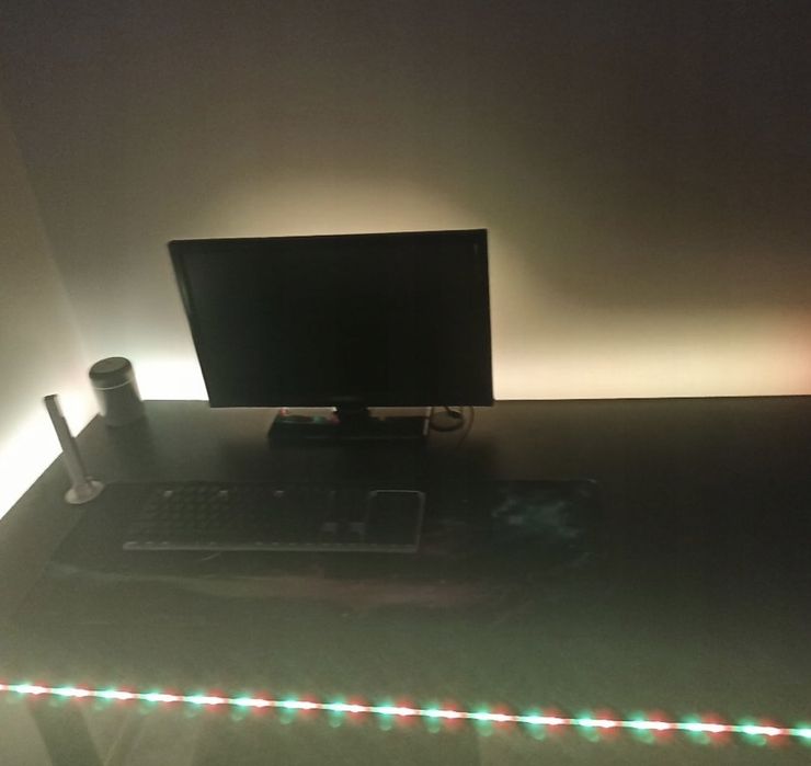 Biurko REWELACHA gamingowe