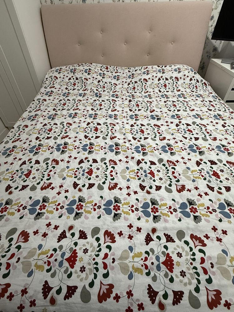 Cama com cabeceira  160 x 200
