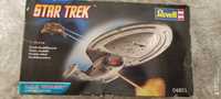 Model statku z filmu Star Trek U.S.S.Voyager  Revell 1:670