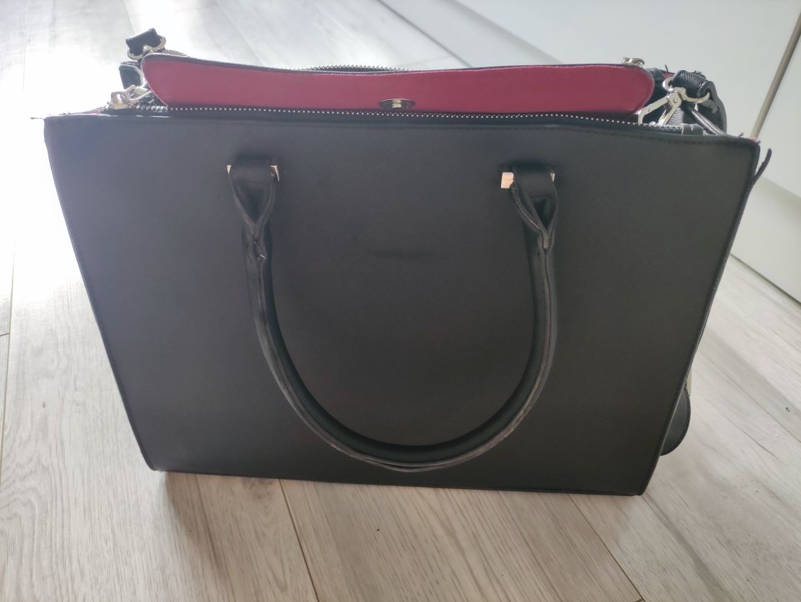 Torba firmy Reserved