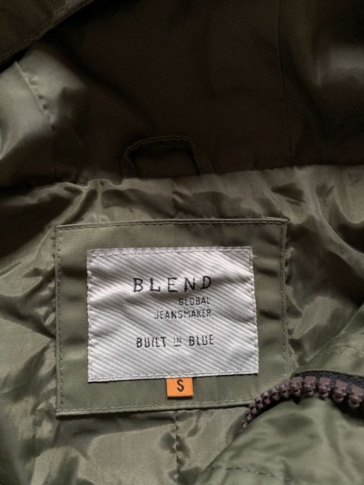 Kurtka na zimę w kolorze brudnej zieleni