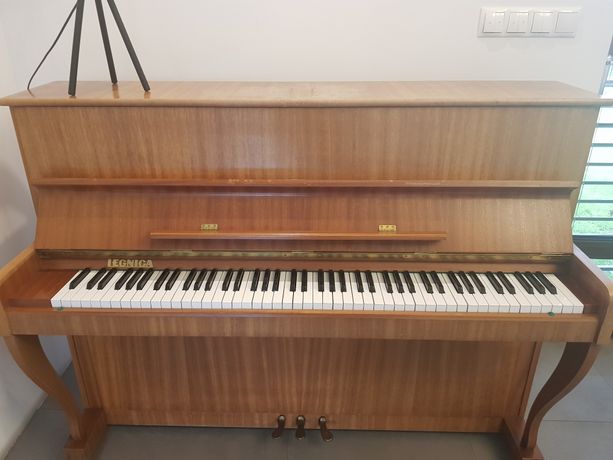 Pianino Legnica 1984 rok