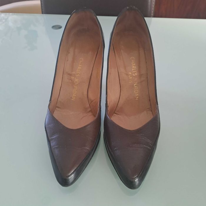 Sapatos em pele da CHARLES JORDAN