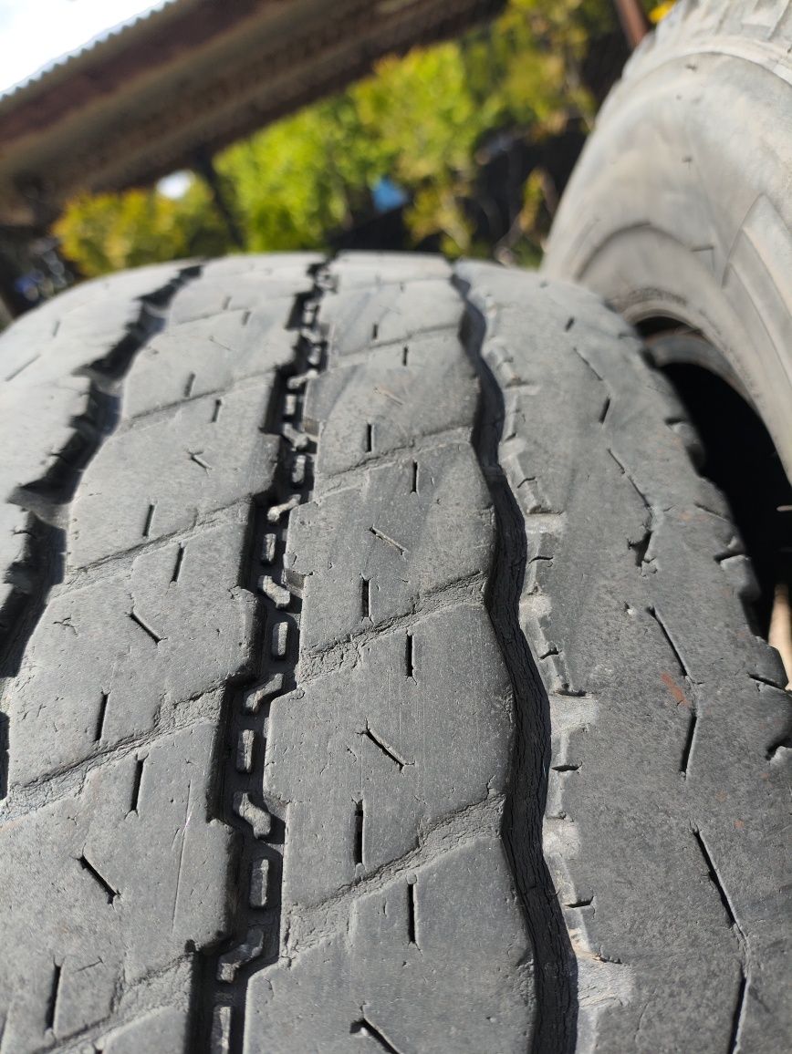 OKAZJA 4x wzmacniane  opony letnie 215/70 R15C  Bridgestone