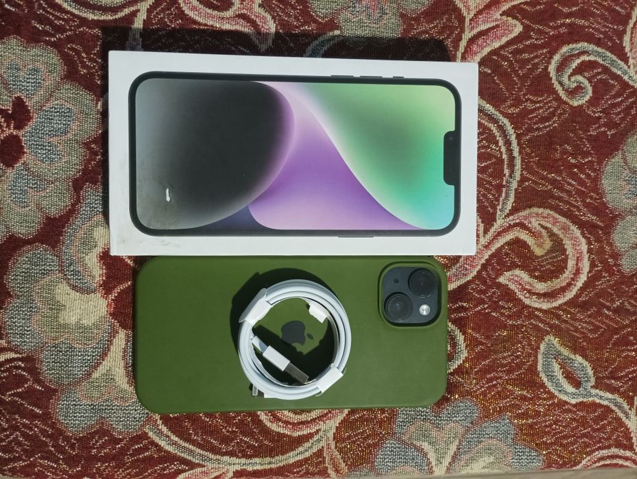 продам iPhone 14+айфон 14+ 128 неверлок