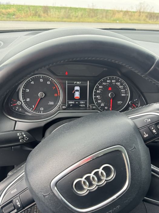 Продам Audi Q5 2015 року.