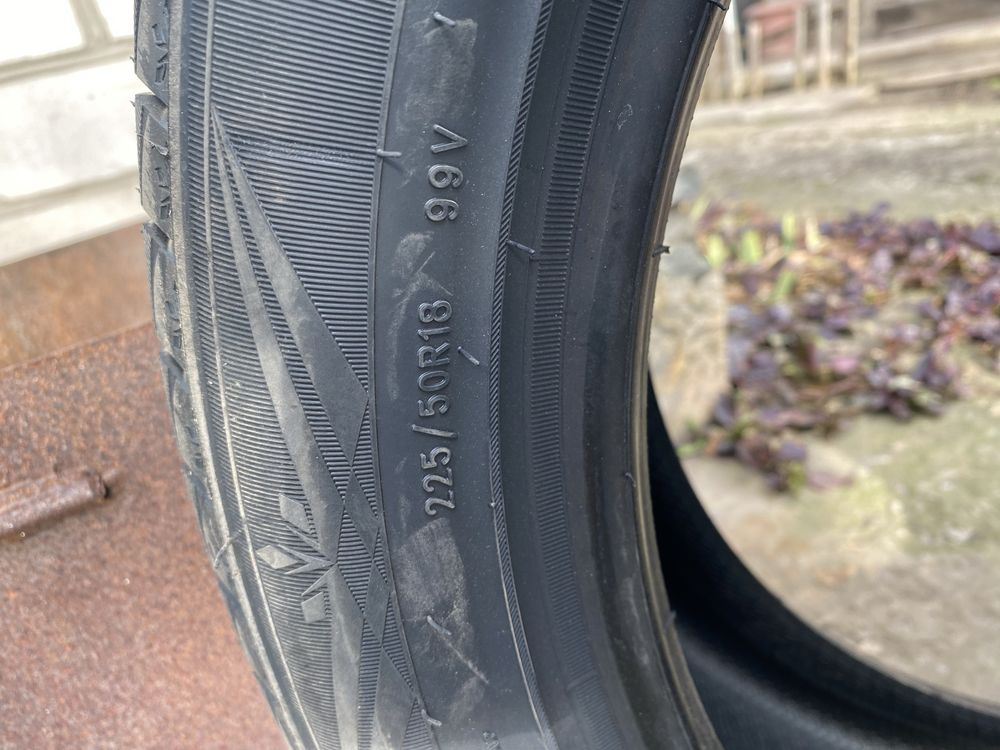 Зимняя резина Triangle Snowlink PL02 225/50 R18 99V