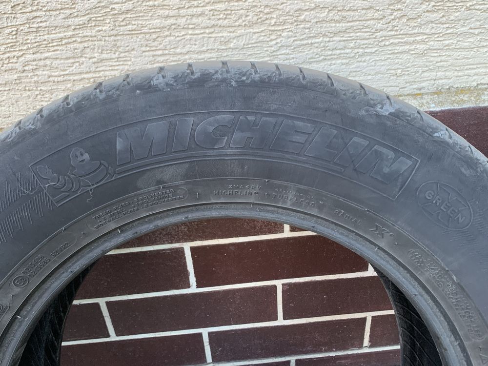 Michelin 255 60 17