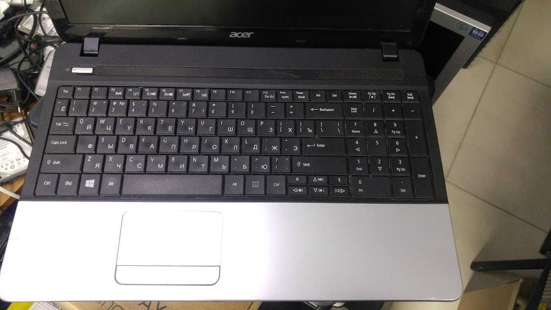 Ноутбук Acer TravelMate P253-MG