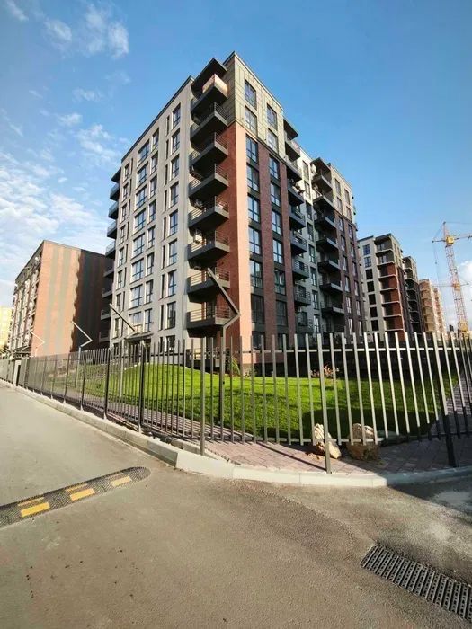 2 кімнатна квартира в новобудові ,  ЖК West towers Ужгород