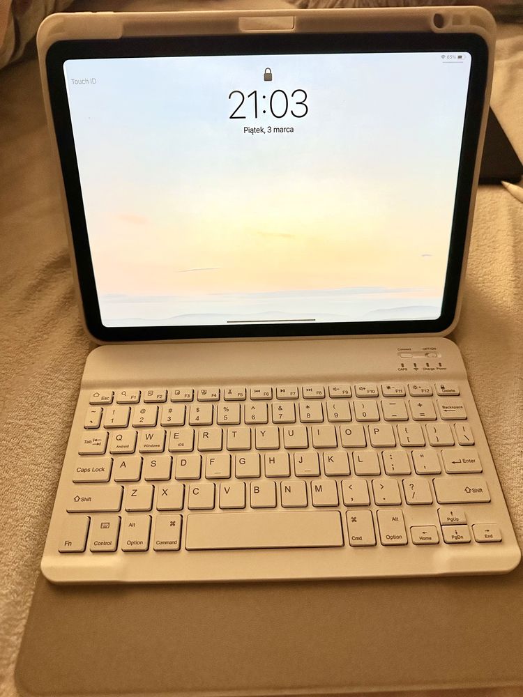 klawiatura ipad air 4