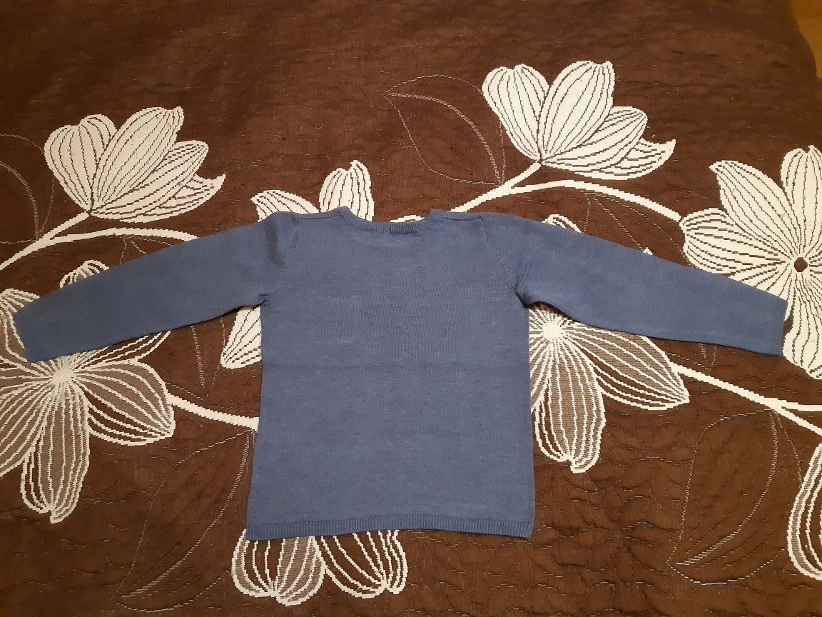 Sweter chłopięcy H & M rozm. 98/104